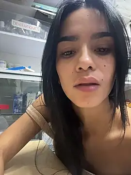 Snapshot of Melissa_Rendon chatting on July 1, 8:52 pm Melissa Rendon online show from July 1, 8:52 pm