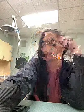 Snapshot of JosieX14 chatting on May 13, 5:32 pm JosieX14 online show from May 13, 5:32 pm