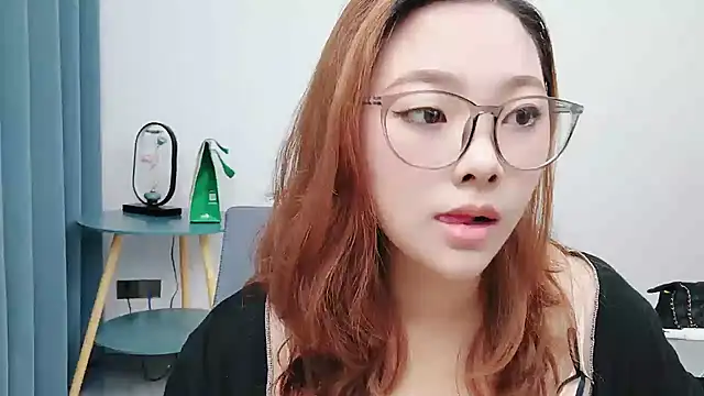 Snapshot of Anya666_8 chatting on May 31, 2:09 am Anya666 8 online show from May 31, 2:09 am