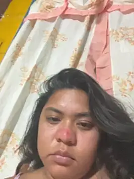 Snapshot of Mahra_Thea chatting on May 10, 4:01 pm Mahra Thea online show from May 10, 4:01 pm