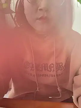 hushixiaojiejie898 online show from May 10, 7:46 am
