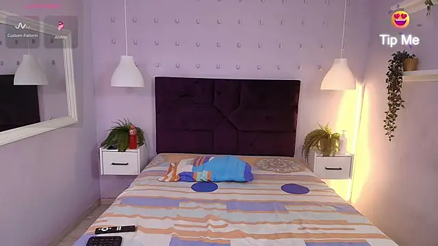Sirenyrouss online show from June 4, 3:56 am