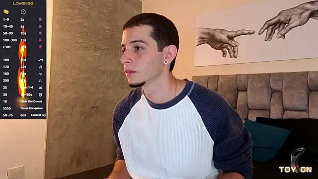 Snapshot of isaacblaze_ chatting on June 21, 3:09 am isaacblaze online show from June 21, 3:09 am