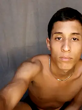 Snapshot of Nolan_Sinner chatting on May 29, 1:25 am Nolan Sinner online show from May 29, 1:25 am