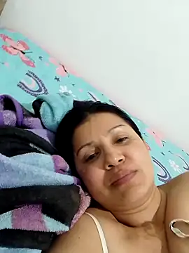 Snapshot of Casandra_inthemorning chatting on May 15, 4:52 am Casandra inthemorning online show from May 15, 4:52 am