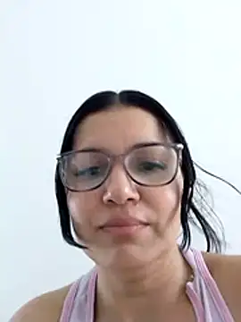 Snapshot of Casandra_inthemorning chatting on May 28, 1:08 pm Casandra inthemorning online show from May 28, 1:08 pm