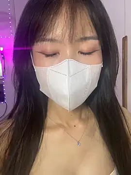 Snapshot of Lov3lily chatting on August 1, 3:11 pm Lov3lily online show from August 1, 3:11 pm