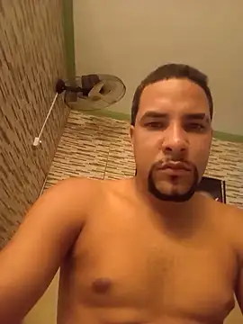 Snapshot of Tomaajek chatting on May 18, 12:55 pm Tomaajek online show from May 18, 12:55 pm