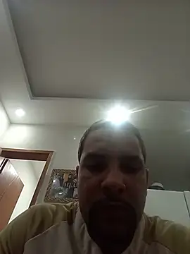 Snapshot of Tomaajek chatting on July 5, 11:56 pm Tomaajek online show from July 5, 11:56 pm