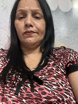 Snapshot of simmy14321 chatting on July 9, 12:20 pm simmy14321 online show from July 9, 12:20 pm