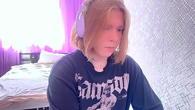 Snapshot of Hirtay chatting on June 11, 12:47 pm Hirtay online show from June 11, 12:47 pm
