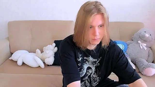Snapshot of Hirtay chatting on June 30, 4:57 am Hirtay online show from June 30, 4:57 am