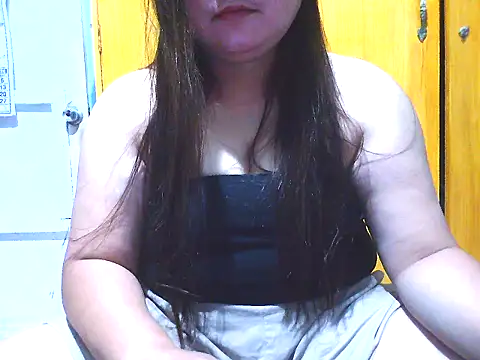 Snapshot of xsweetlover69x chatting on June 4, 9:21 pm xsweetlover69x online show from June 4, 9:21 pm
