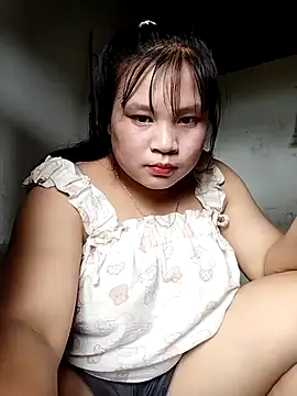 Snapshot of lybaby11 chatting on May 11, 5:13 am lybaby11 online show from May 11, 5:13 am