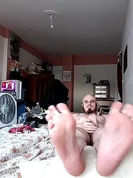 Snapshot of BAREFOOTSOLE99 chatting on July 17, 5:18 pm BAREFOOTSOLE99 online show from July 17, 5:18 pm