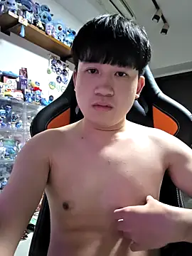 Snapshot of Asianboy_23 chatting on May 22, 12:55 pm Asianboy 23 online show from May 22, 12:55 pm