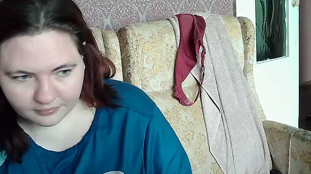 TiffanyLenee online show from May 12, 9:17 am