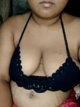 Snapshot of Rishwana77 chatting on June 9, 4:40 pm Rishwana77 online show from June 9, 4:40 pm