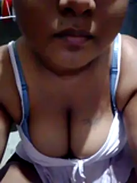 Snapshot of Rishwana77 chatting on June 15, 8:00 pm Rishwana77 online show from June 15, 8:00 pm