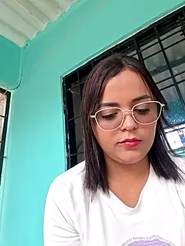 Snapshot of Meliqueen-14 chatting on May 13, 3:20 pm Meliqueen-14 online show from May 13, 3:20 pm