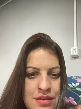 Snapshot of sweet_milenaa chatting on May 27, 11:51 am sweet milenaa online show from May 27, 11:51 am