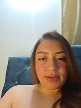 Snapshot of Veronicca_7 chatting on June 5, 3:24 am Veronicca 7 online show from June 5, 3:24 am