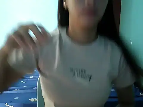Snapshot of GraciousGirly chatting on May 19, 1:56 am GraciousGirly online show from May 19, 1:56 am