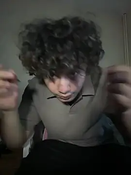 Snapshot of _ELIGOS_ chatting on May 14, 8:04 pm ELIGOS online show from May 14, 8:04 pm