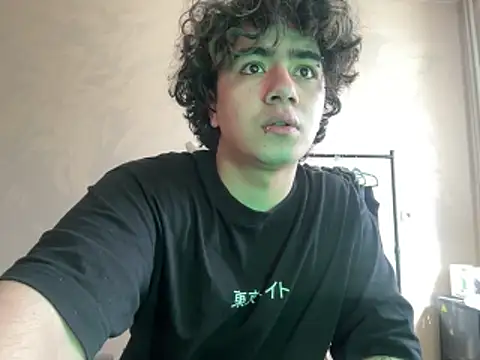 Snapshot of _ELIGOS_ chatting on May 19, 10:54 am ELIGOS online show from May 19, 10:54 am