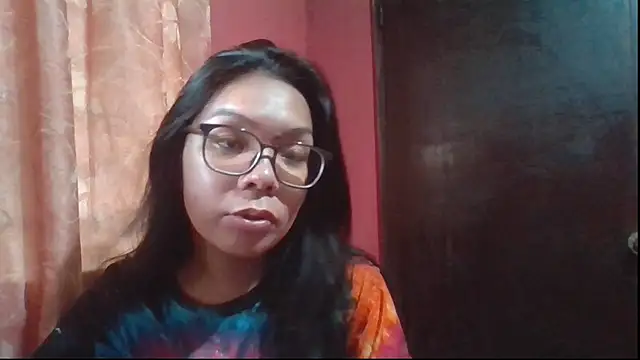 Snapshot of mamacitttaa chatting on June 29, 1:12 am mamacitttaa online show from June 29, 1:12 am