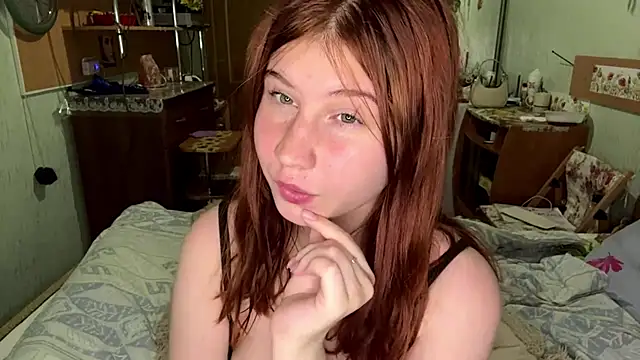 EmmaLovelyBB online show from June 10, 6:40 pm