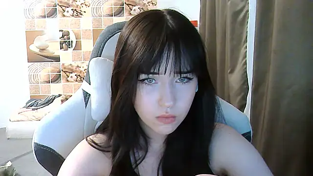 Snapshot of NoirEva chatting on June 29, 5:02 pm NoirEva online show from June 29, 5:02 pm