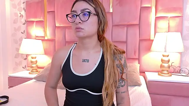 LiahRose  online show from June 1, 11:06 pm