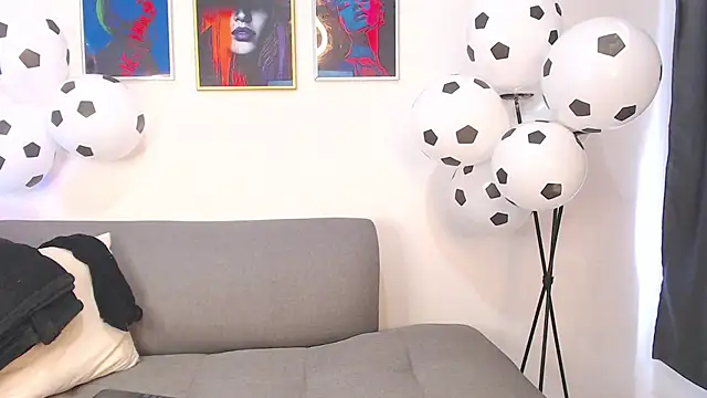 Snapshot of Jacky_Smith1 chatting on June 25, 6:12 pm Jacky Smith1 online show from June 25, 6:12 pm