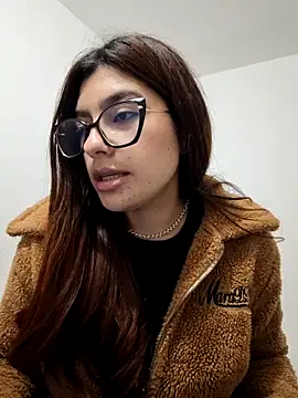 Snapshot of cutetemari chatting on June 17, 1:52 am cutetemari online show from June 17, 1:52 am