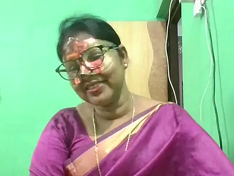Snapshot of Kavya17 chatting on June 5, 6:13 pm Kavya17 online show from June 5, 6:13 pm