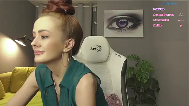 Snapshot of Megany chatting on February 7, 2:50 am Megany online show from February 7, 2:50 am