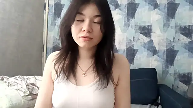 Snapshot of Sage_Blue chatting on May 13, 10:23 am Sage Blue online show from May 13, 10:23 am