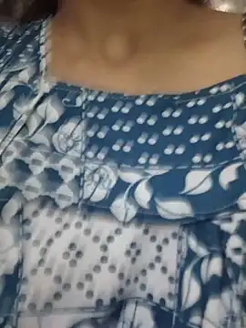 Bipasha Vasu online show from June 4, 7:14 am