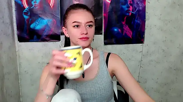 AprillXoxo online show from June 11, 8:56 am