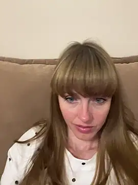 Snapshot of Kamilochka29511 chatting on June 8, 6:30 pm Kamilochka29511 online show from June 8, 6:30 pm