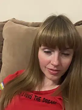 Snapshot of Kamilochka29511 chatting on June 22, 6:49 pm Kamilochka29511 online show from June 22, 6:49 pm