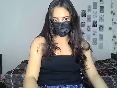 Snapshot of priyanks_sharma37 chatting on May 18, 5:24 am priyanks sharma37 online show from May 18, 5:24 am