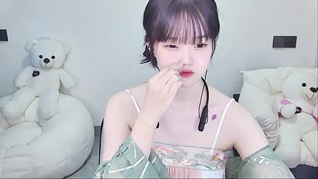 Evil-Bunny007 online show from June 28, 1:28 pm