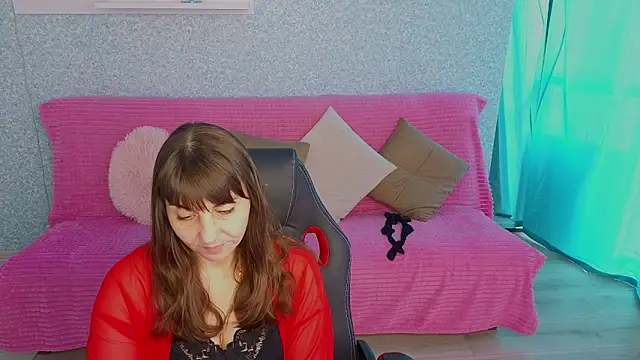 StelaDream online show from June 11, 9:29 am