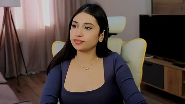 Snapshot of honeylanaa chatting on June 8, 4:35 am honeylanaa online show from June 8, 4:35 am