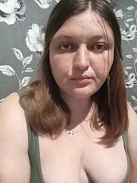 Snapshot of Angelina9612 chatting on May 14, 9:54 pm Angelina9612 online show from May 14, 9:54 pm