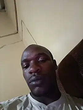 Snapshot of janvierer chatting on June 11, 5:11 pm janvierer online show from June 11, 5:11 pm