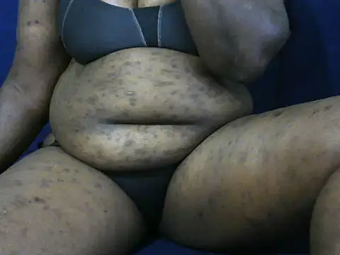 Snapshot of Sexypat3 chatting on June 26, 2:49 am Sexypat3 online show from June 26, 2:49 am