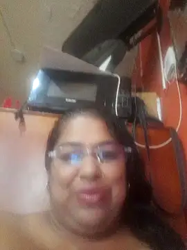Snapshot of Megansquirt69 chatting on June 2, 9:17 pm Megansquirt69 online show from June 2, 9:17 pm